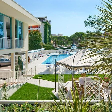 Hotel Bolivar Lido di Jesolo Dış mekan fotoğraf