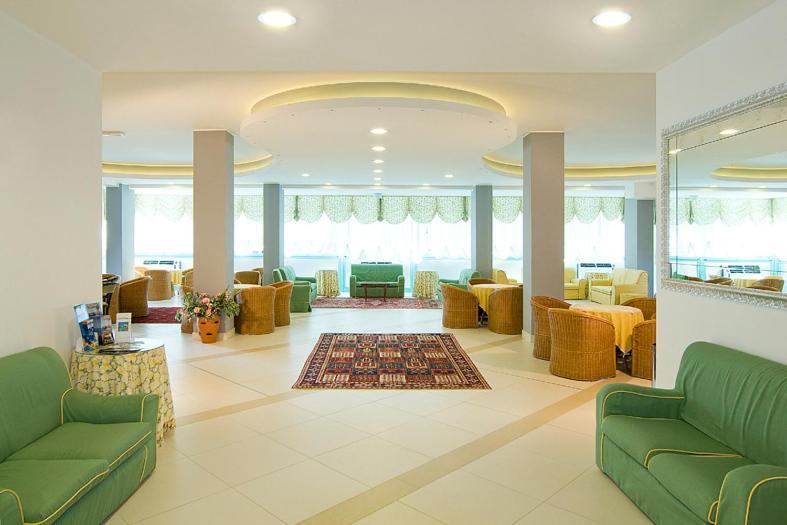 Hotel Bolivar Lido di Jesolo Dış mekan fotoğraf